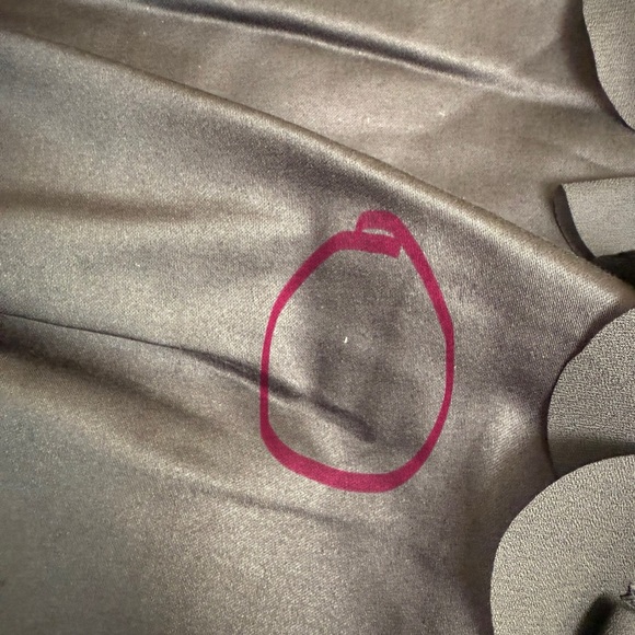 Fiorucci NOS (Deadstock) Vintage Black Mini Skirt with Playful Petal Hem Size 6 - Picture 12 of 12